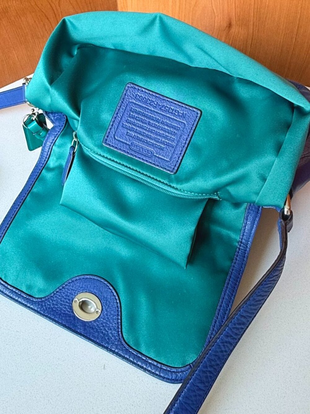 Coach Leather Crossbody Bag Blue Turnlock Flap Adjustable F23663 Emerald Satin - Picture 5 of 15